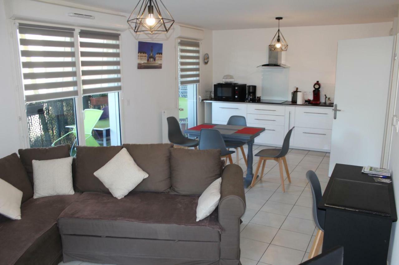 Appartement Bordeaux Lac Exteriör bild